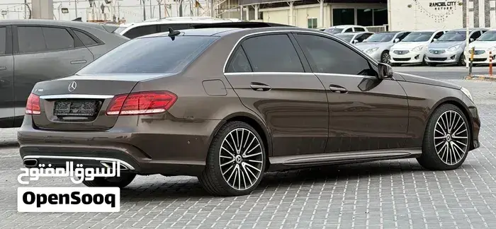 Mercedes-Benz E 300 2014 photo 4