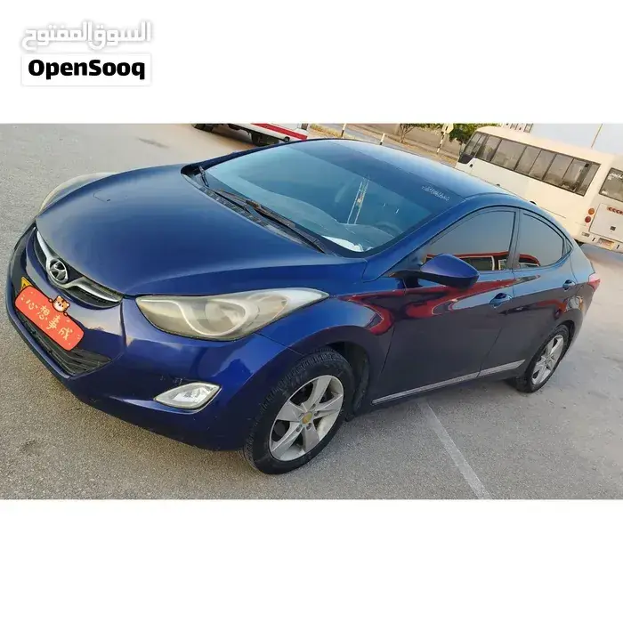 Hyundai Elantra 2012 photo 2