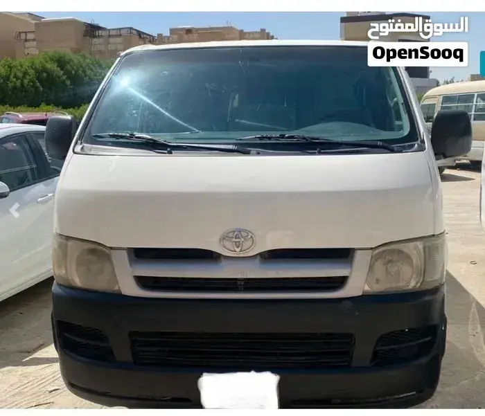 Toyota Hiace 2006 photo 2