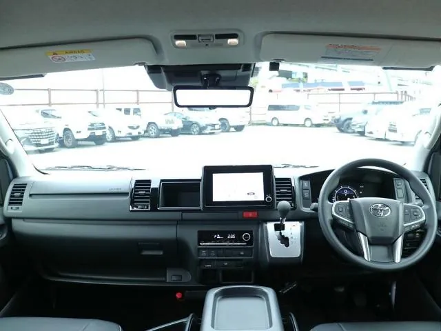 Toyota Hiace Wagon 2026 photo 4