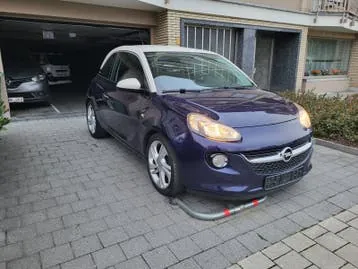 Opel Adam