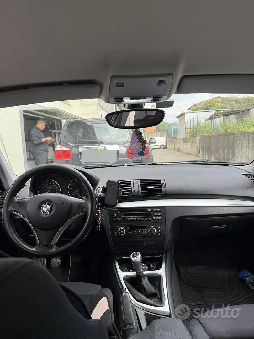 BMW 118D 2007 photo 4