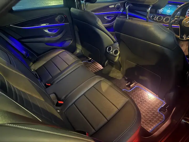 Mercedes-Benz E-Class 2021 photo 4