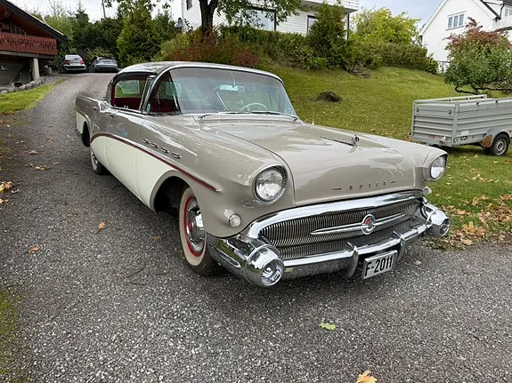 Buick Roadmaster 1957 photo 4