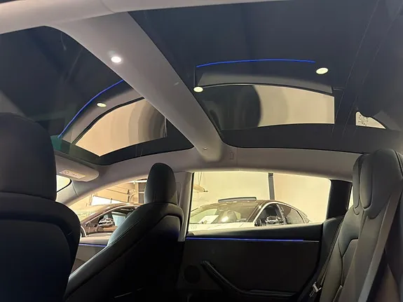 Tesla Model 3 2026 photo 5