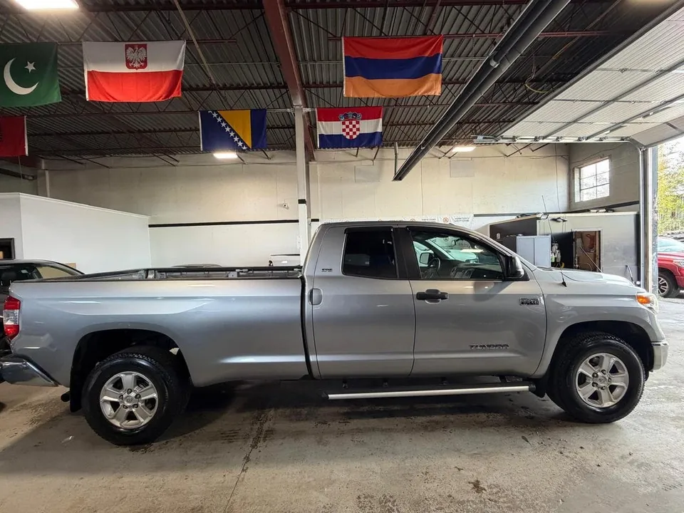 Toyota Tundra 2015 photo 5
