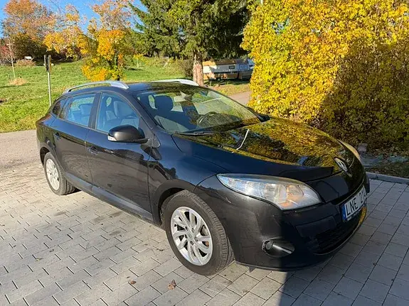 Renault Megane Iii 2010 photo 2