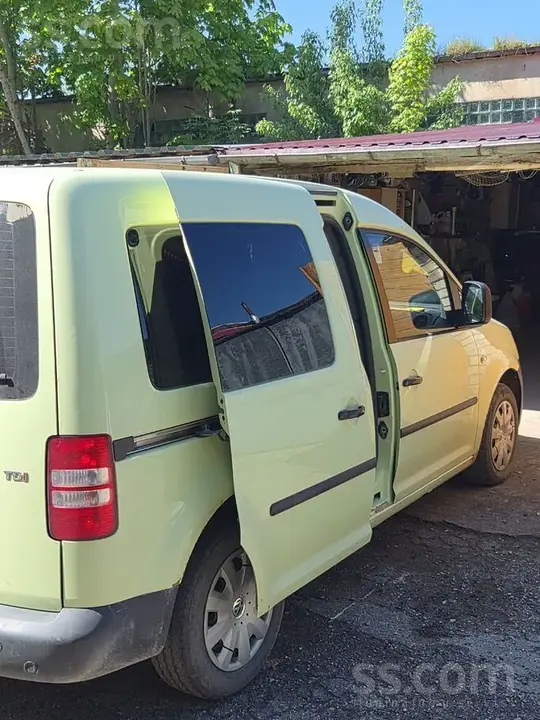 Volkswagen Caddy 2011 photo 3