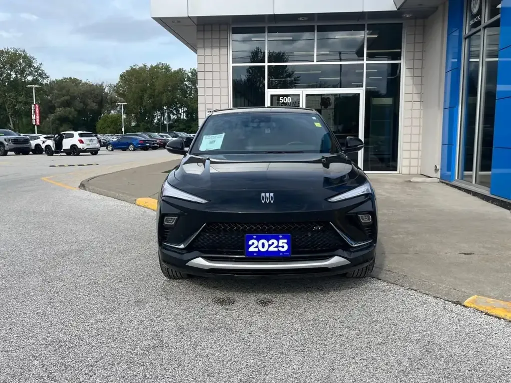 Buick Envista 2025 photo 2
