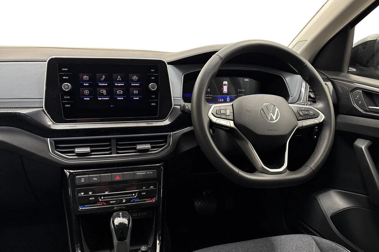 Volkswagen T-Cross 2026 photo 2