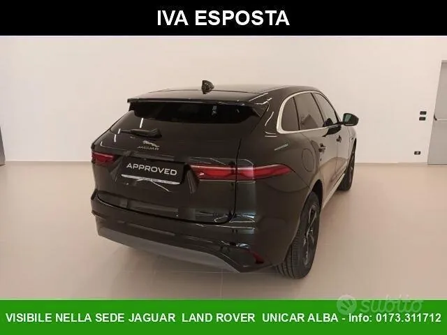 Jaguar F-Pace 2023 photo 2