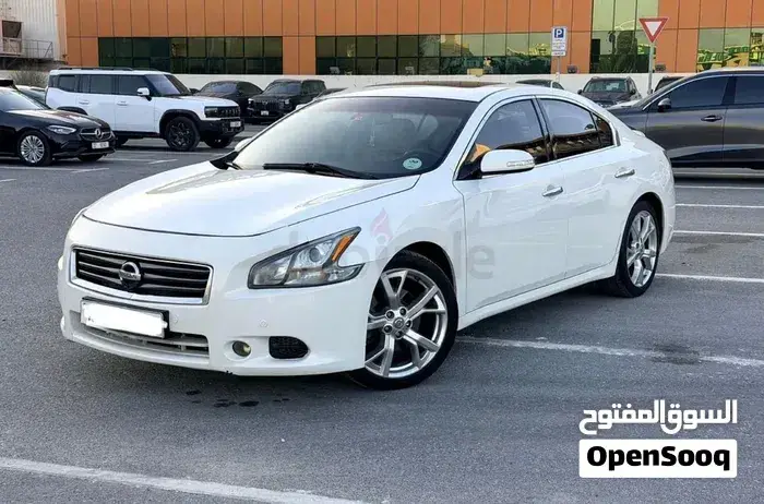 Nissan Maxima