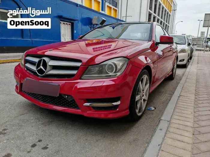 Mercedes-Benz C-Class 2012 photo 2