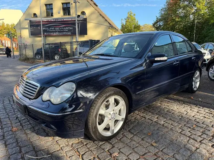 Mercedes-Benz C 320