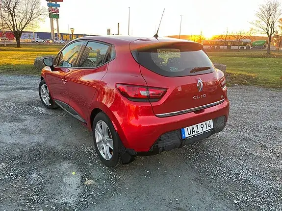 Renault Clio Iv 2014 photo 2