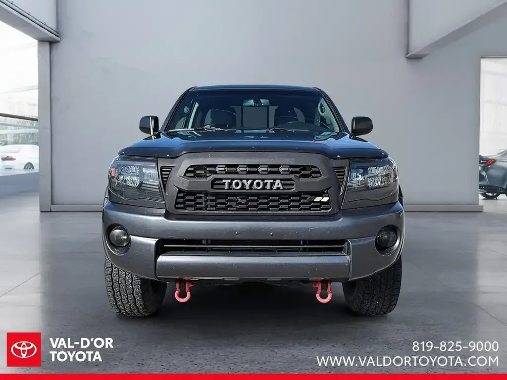 Toyota Tacoma 2010 photo 2