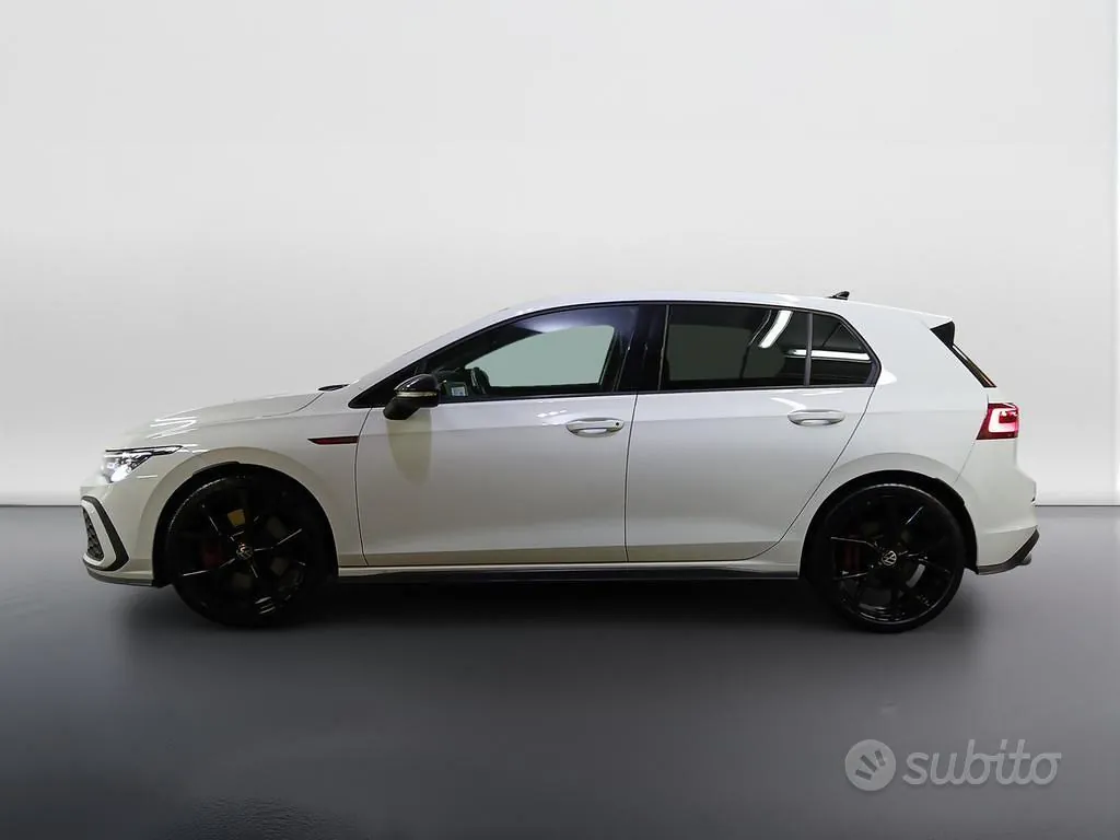 Volkswagen Golf 2024 photo 3