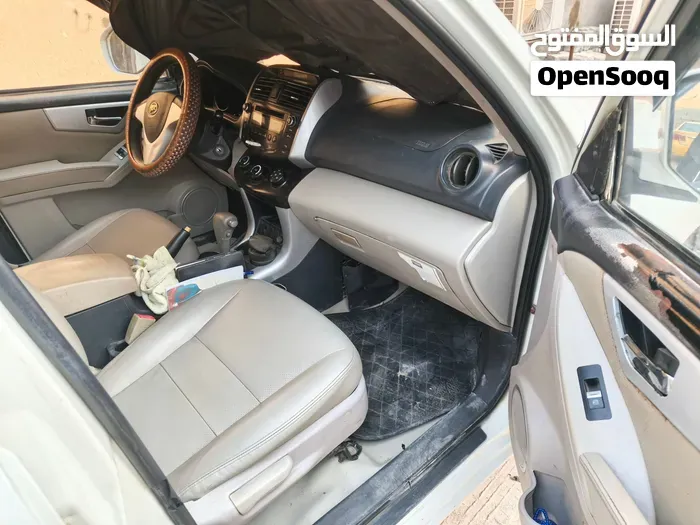 Opel Astra 2013 photo 2