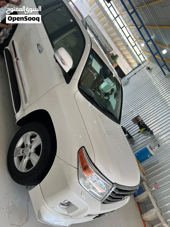 Toyota Land Cruiser Gxr 2012 photo 2