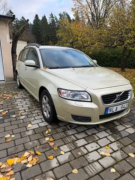 Volvo V50 2008 photo 2