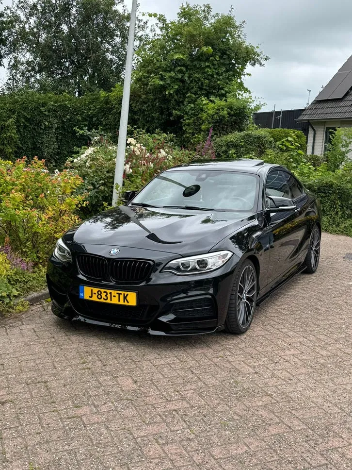 BMW M240I