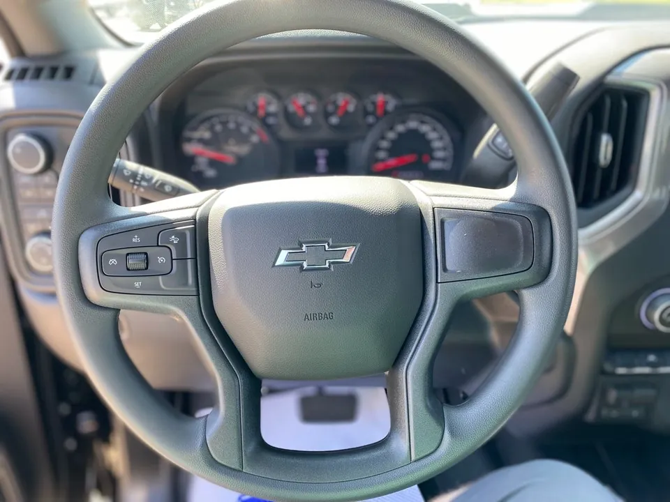 Chevrolet Silverado 1500 2026 photo 4