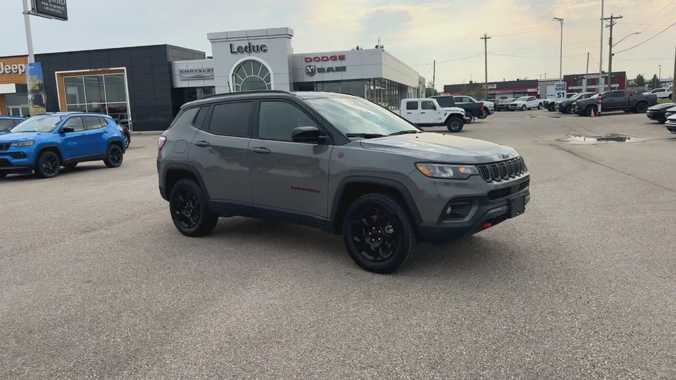 Jeep Compass 2023 photo 2