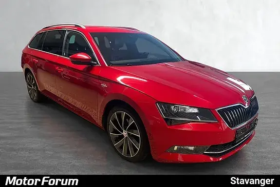 Skoda Superb 2018 photo 3