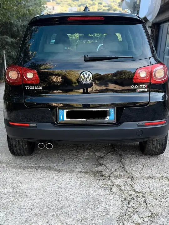 Volkswagen Tiguan 2008 photo 2