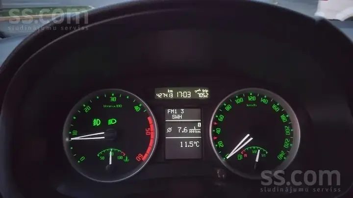 Skoda Fabia 2008 photo 4