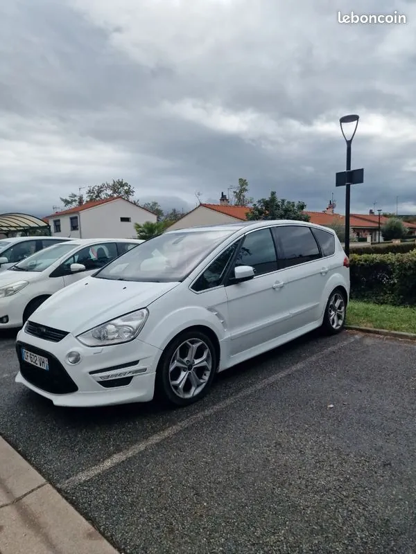 Ford S-Max