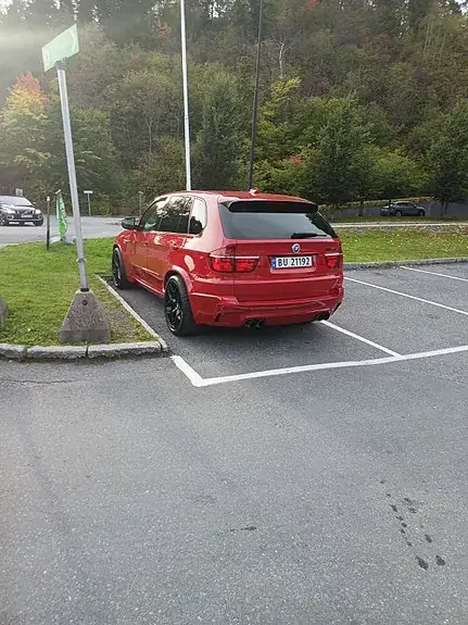 BMW X5 M 2010 photo 3