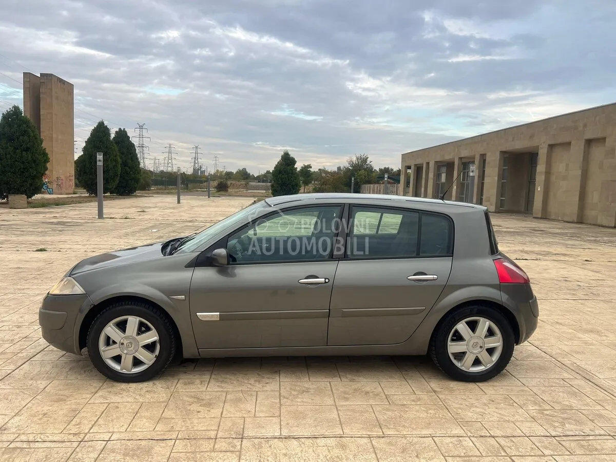 Renault Megane 2004 photo 3
