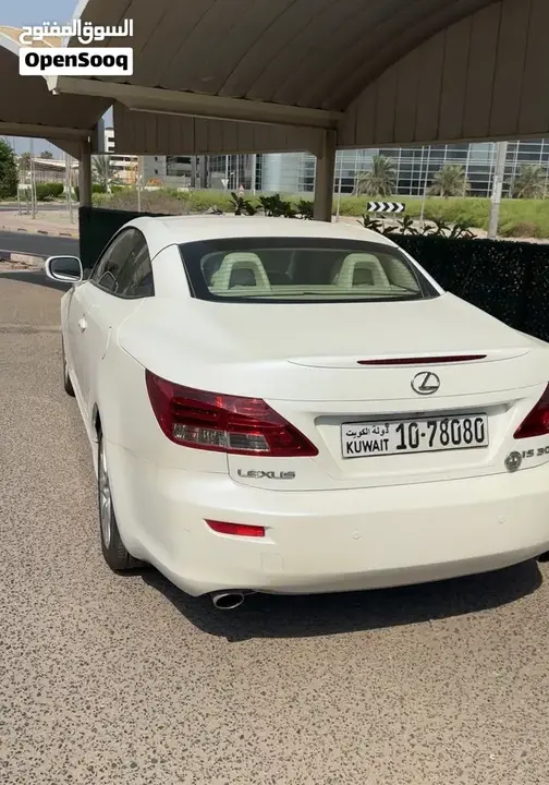Lexus Is300 2011 photo 3
