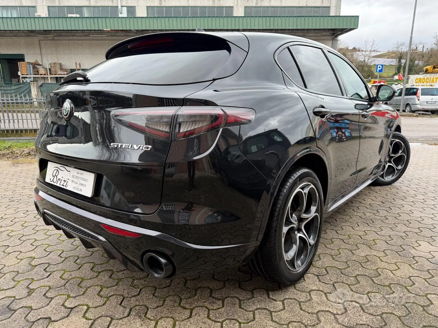 Alfa Romeo Stelvio 2024 photo 4