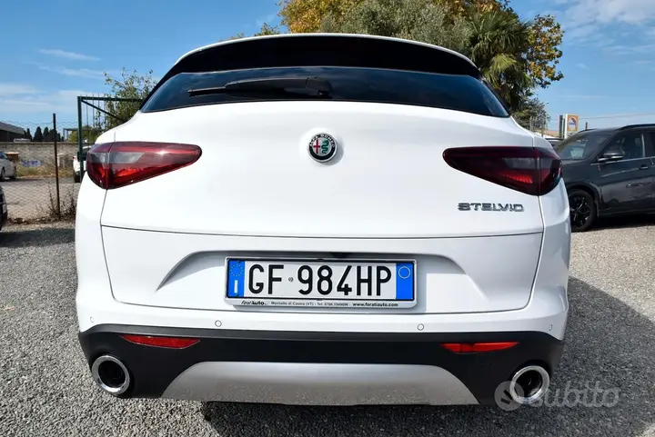Alfa Romeo Stelvio 2021 photo 5