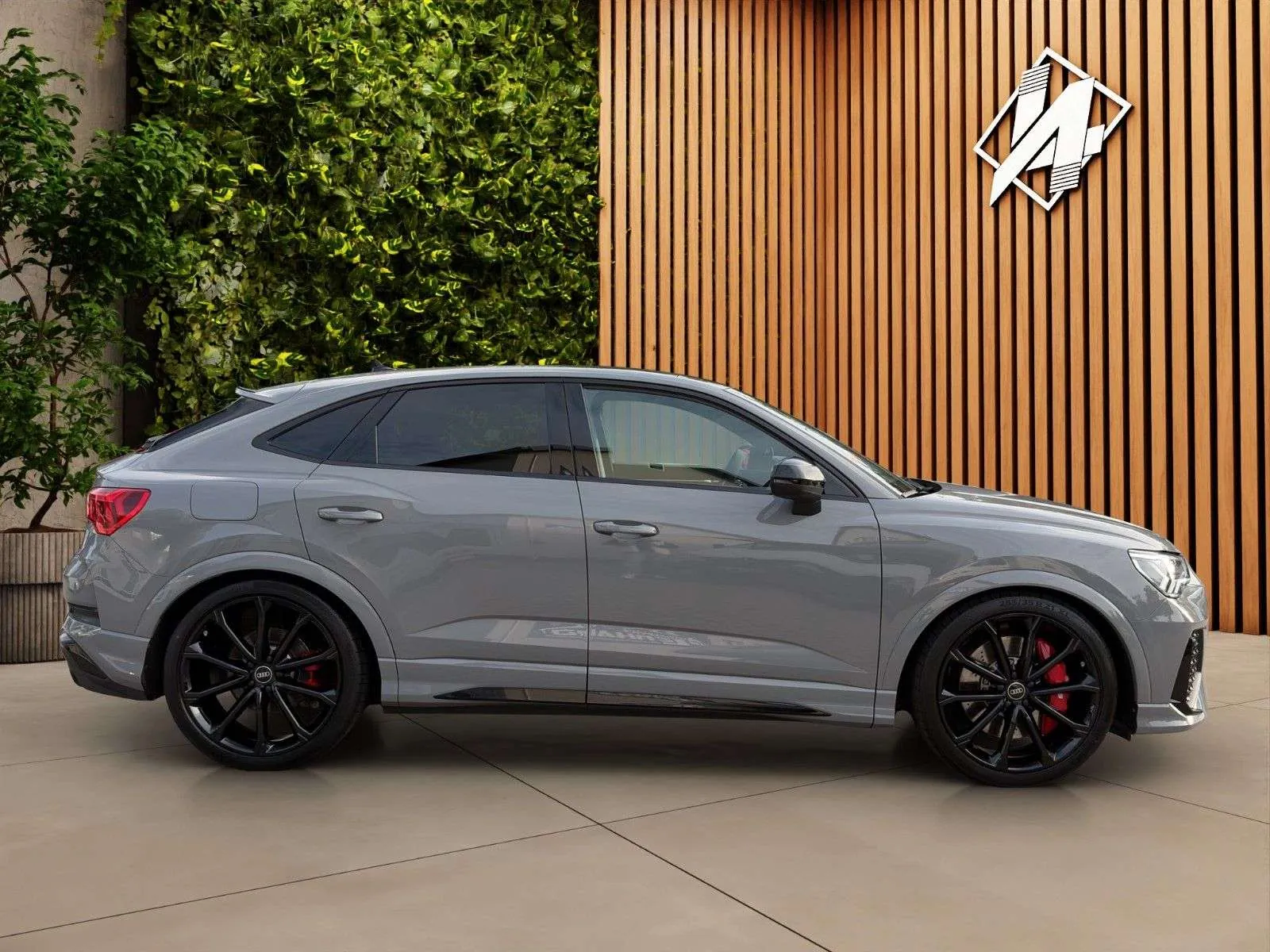 Audi Rs Q3 2023 photo 2