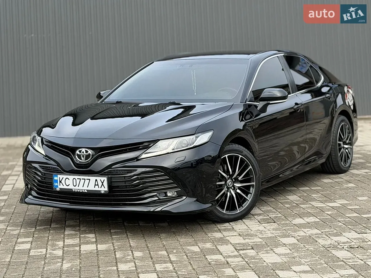 Toyota Camry 2019 photo 3