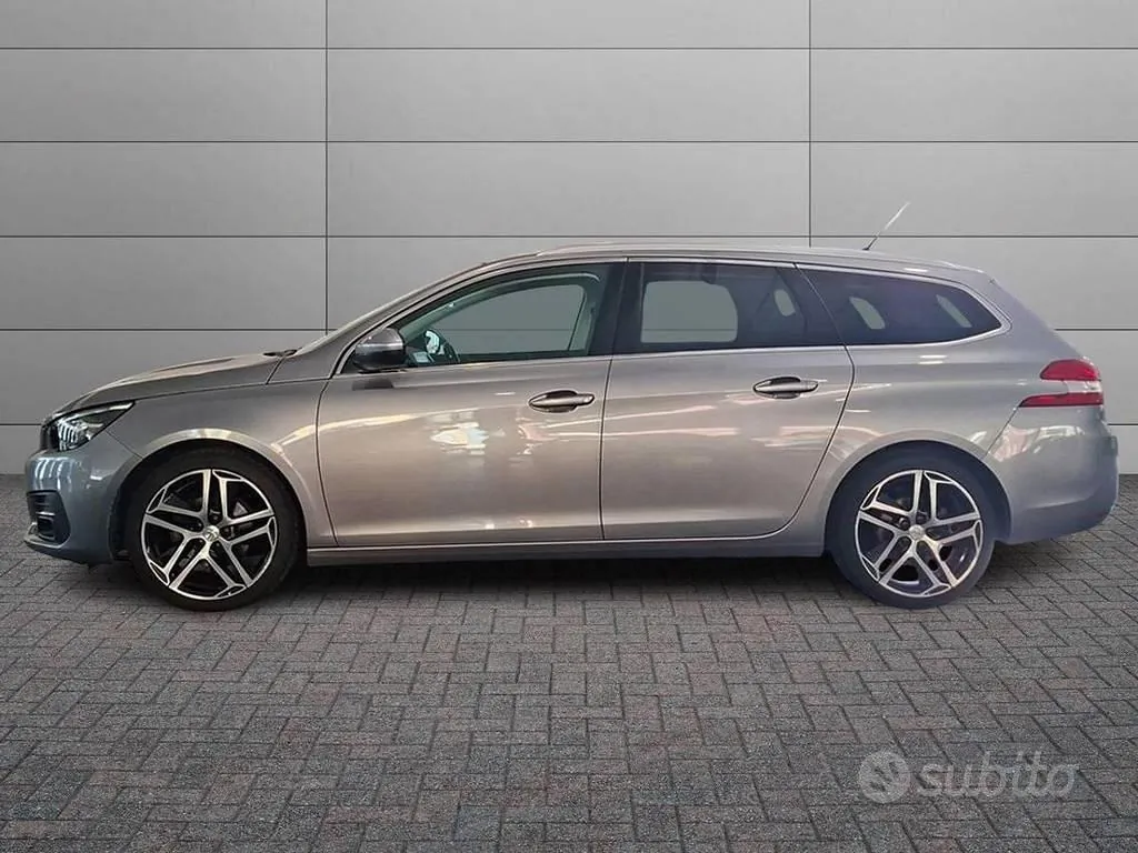 Peugeot 308 2018 photo 4