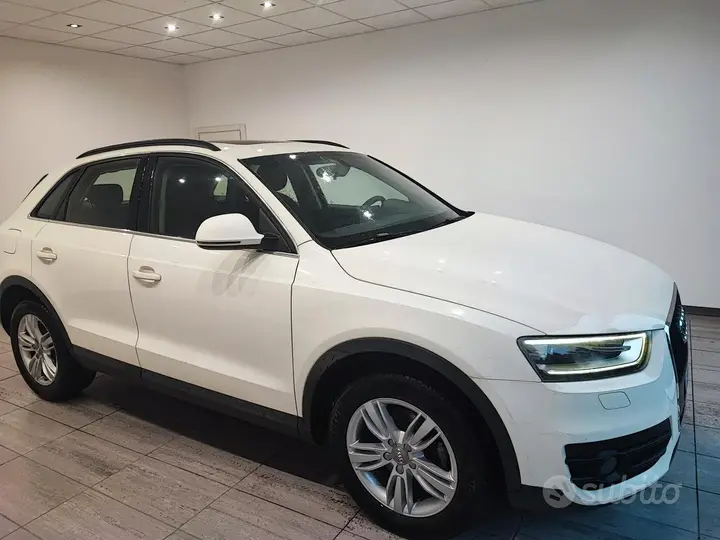 Audi Q3 2012 photo 3