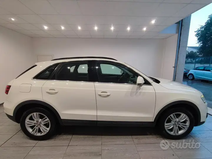 Audi Q3 2012 photo 4
