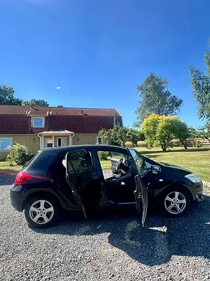 Toyota Auris 2007 photo 3