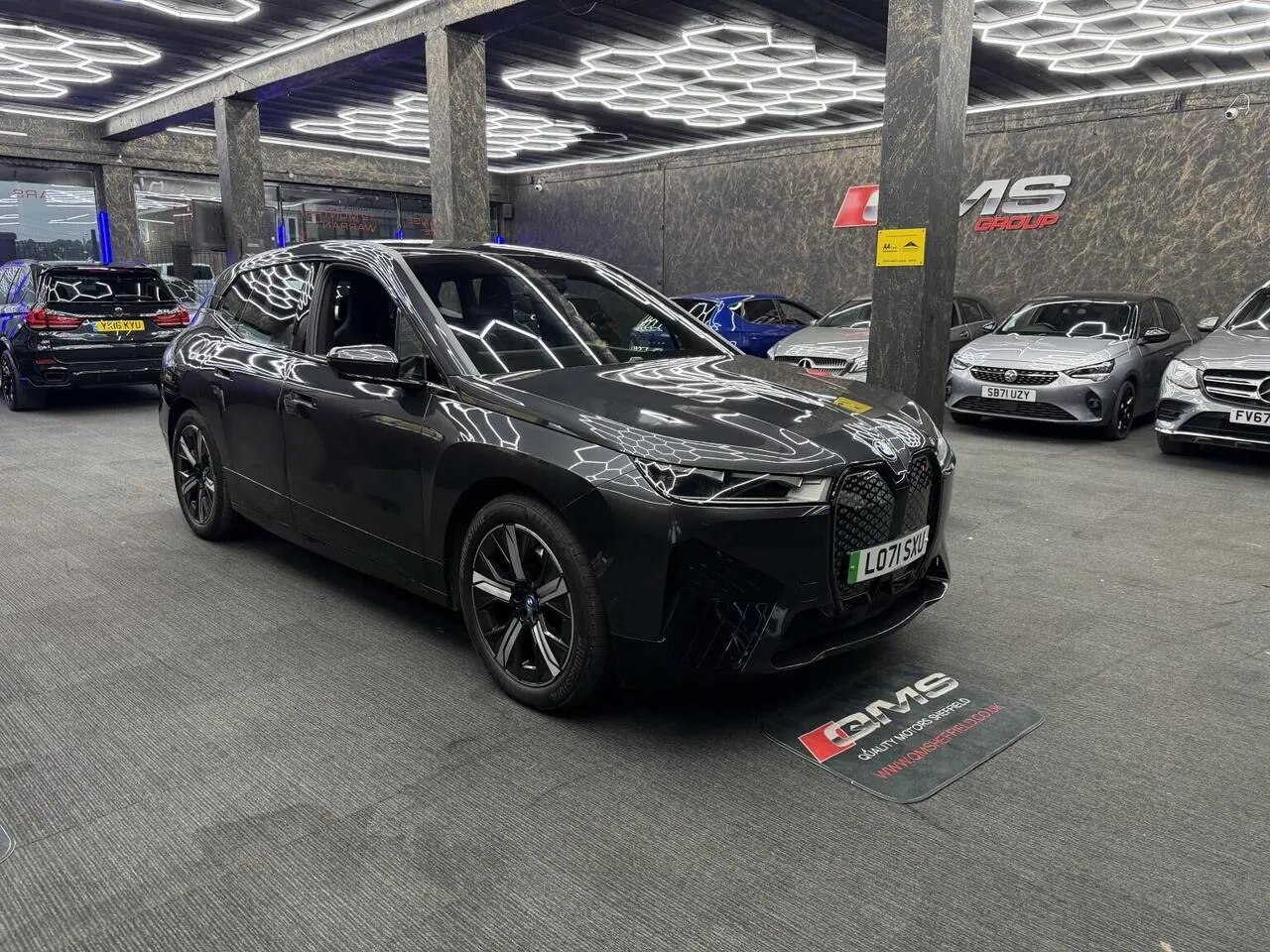 BMW Ix