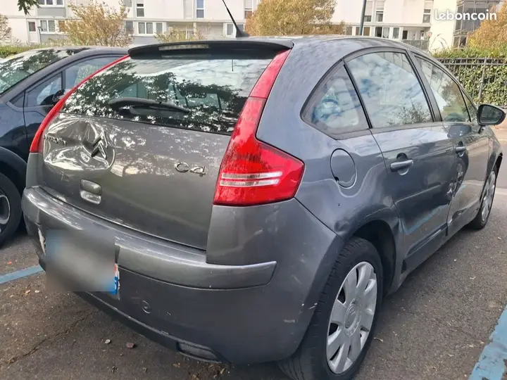 Citroen C4 2009 photo 3
