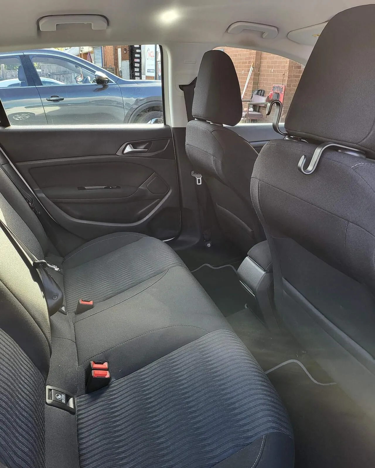 Peugeot 308 2015 photo 4