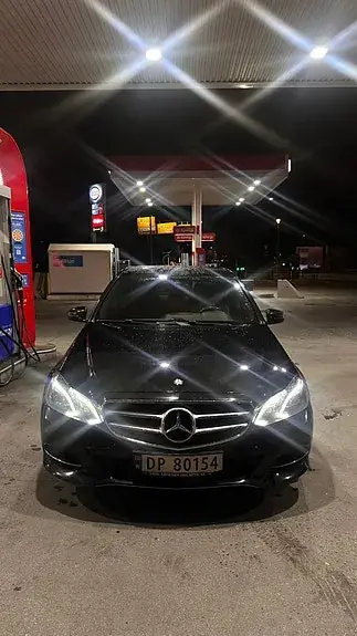 Mercedes-Benz E 220 D