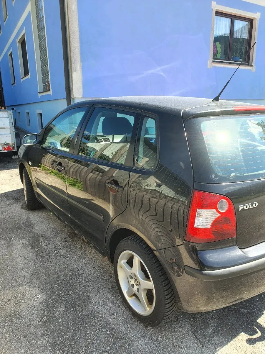 Volkswagen Polo 2004 photo 2