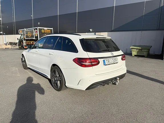 Mercedes-Benz C220 2019 photo 4