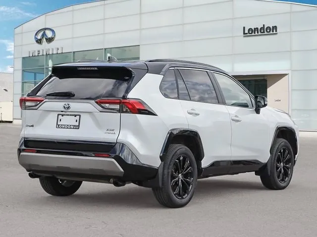 Toyota Rav4 2024 photo 3
