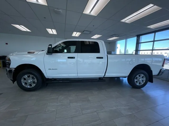 Ram 3500 2026 photo 2